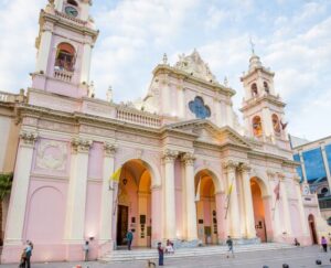 Catedral Basílica de Salta | El Centro Histórico de Salta a pie | Legado Mítico Salta